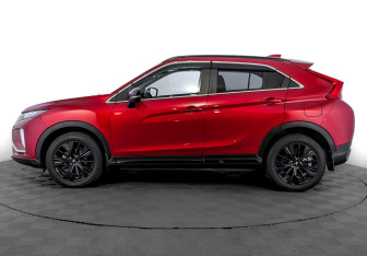 Подержанный автомобиль Mitsubishi Eclipse Cross 2019 года (8 фото)