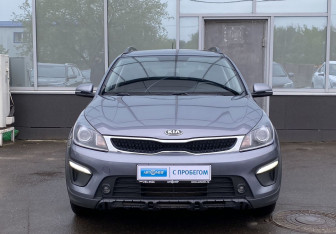 Подержанный автомобиль Kia Rio Hatchback 2019 года (2 фото)
