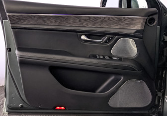 Подержанный автомобиль AITO M5 2023 года (18 фото)