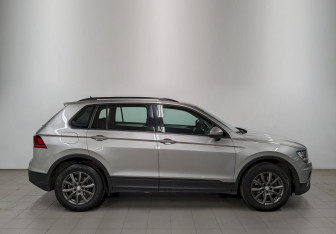 Подержанный автомобиль Volkswagen Tiguan 2019 года (4 фото)