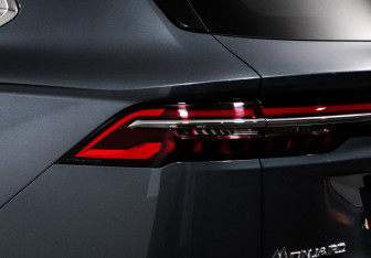 Подержанный автомобиль Geely Monjaro 2023 года (17 фото)