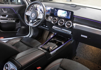 Подержанный автомобиль Mercedes-Benz GLB 2020 года (11 фото)