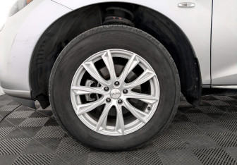 Подержанный автомобиль Nissan Murano Suv 2012 года (18 фото)