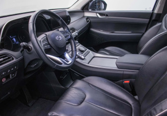 Подержанный автомобиль Hyundai Palisade 2020 года (10 фото)