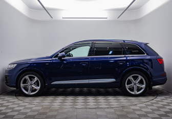 Подержанный автомобиль Audi Q7 2018 года (2 фото)