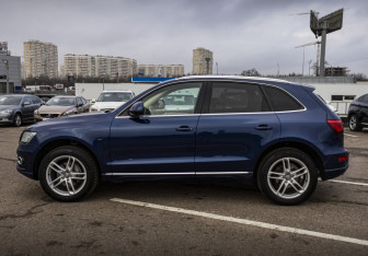 Подержанный автомобиль Audi Q5 2013 года (8 фото)
