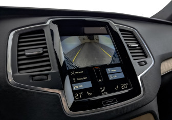 Подержанный автомобиль Volvo XC90 2021 года (26 фото)
