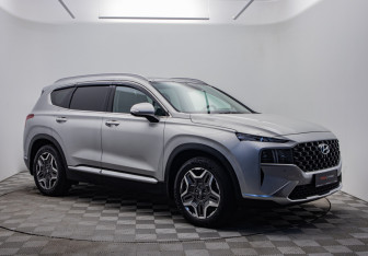 Подержанный автомобиль Hyundai Santa Fe 2023 года (7 фото)