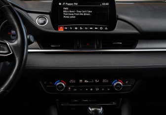 Подержанный автомобиль Mazda 6 Sedan 2019 года (12 фото)