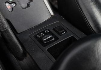 Подержанный автомобиль Toyota RAV4 2011 года (17 фото)