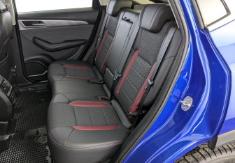 Подержанный автомобиль Haval F7x 2022 года (12 фото)