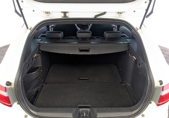 Подержанный автомобиль LADA (ВАЗ) Vesta Wagon 2020 года (9 фото)