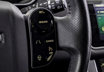 Подержанный автомобиль Land Rover Range Rover Sport 2020 года (30 фото)