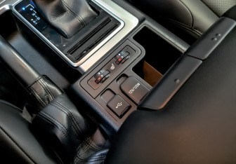 Подержанный автомобиль Toyota Land Cruiser Prado 2021 года (24 фото)