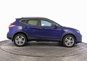 Подержанный автомобиль Nissan Qashqai 2014 года (4 фото)