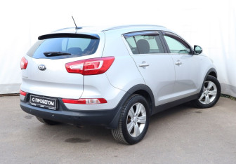 Подержанный автомобиль Kia Sportage 2013 года (4 фото)