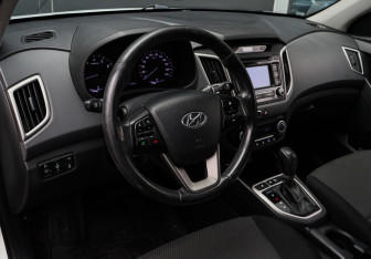 Подержанный автомобиль Hyundai Creta 2016 года (13 фото)