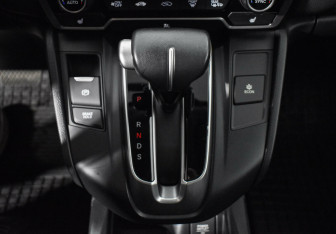 Подержанный автомобиль Honda CR-V 2017 года (13 фото)