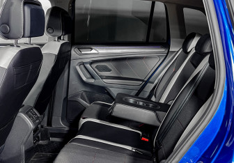 Подержанный автомобиль Volkswagen Tiguan 2021 года (18 фото)