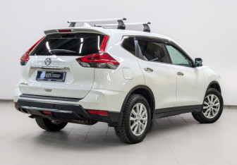 Подержанный автомобиль Nissan X-Trail 2021 года (5 фото)