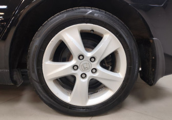 Подержанный автомобиль Honda Accord Sedan 2008 года (9 фото)