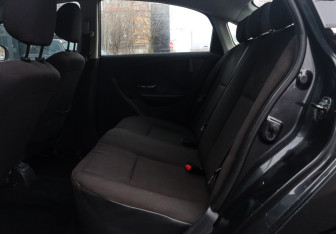 Подержанный автомобиль Nissan Almera Sedan 2013 года (10 фото)