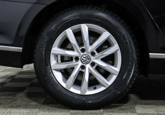 Подержанный автомобиль Volkswagen Passat Wagon 2016 года (5 фото)