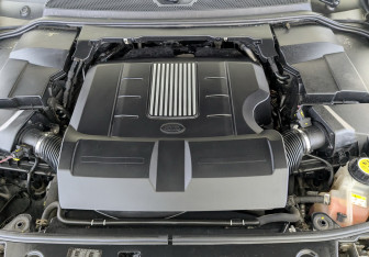 Подержанный автомобиль Land Rover Discovery 2016 года (9 фото)