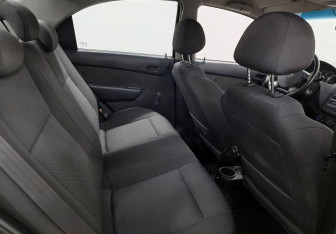 Подержанный автомобиль Chevrolet Aveo Sedan 2007 года (11 фото)