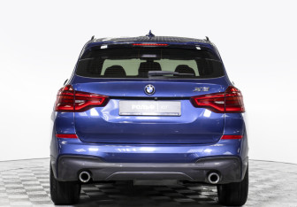 Подержанный автомобиль BMW X3 2018 года (6 фото)