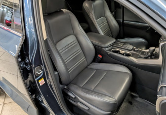 Подержанный автомобиль Lexus NX 2015 года (21 фото)