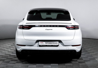 Подержанный автомобиль Porsche Cayenne 2022 года (6 фото)