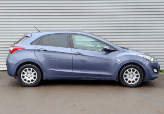 Подержанный автомобиль Hyundai i30 Hatchback 2014 года (4 фото)