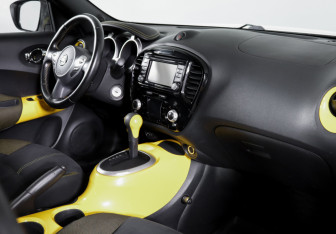 Подержанный автомобиль Nissan Juke 2014 года (9 фото)