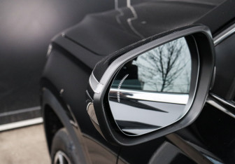 Подержанный автомобиль Geely Monjaro 2026 года (19 фото)