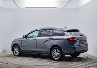 Подержанный автомобиль LADA (ВАЗ) Vesta Wagon 2018 года (3 фото)