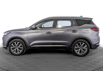 Подержанный автомобиль Chery Tiggo 7 Pro 2022 года (8 фото)