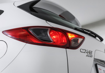 Подержанный автомобиль Mazda CX-5 2012 года (22 фото)