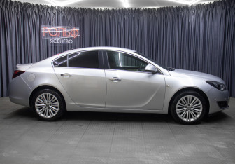 Подержанный автомобиль Opel Insignia Sedan 2013 года (4 фото)