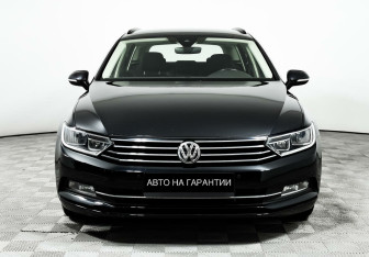Подержанный автомобиль Volkswagen Passat Wagon 2017 года (2 фото)
