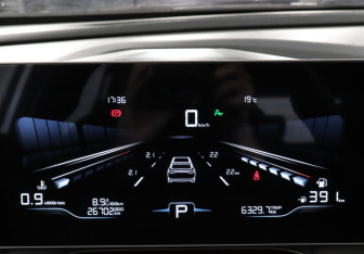 Подержанный автомобиль Geely Coolray 2024 года (11 фото)