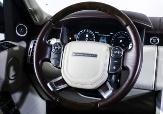 Подержанный автомобиль Land Rover Range Rover 2016 года (15 фото)
