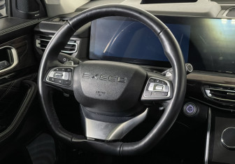 Подержанный автомобиль Exeed VX 2022 года (14 фото)