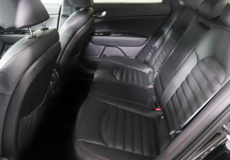 Подержанный автомобиль Kia Optima Sedan 2017 года (13 фото)