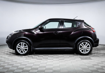 Подержанный автомобиль Nissan Juke 2014 года (8 фото)
