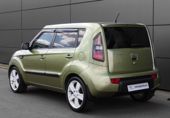 Подержанный автомобиль Kia Soul 2011 года (6 фото)