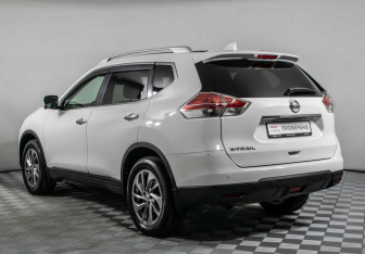 Подержанный автомобиль Nissan X-Trail 2017 года (7 фото)
