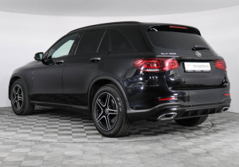 Подержанный автомобиль Mercedes-Benz GLC Coupe 2020 года (7 фото)