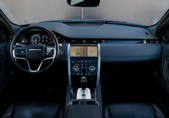 Подержанный автомобиль Land Rover Discovery Sport 2021 года (23 фото)