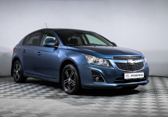 Подержанный автомобиль Chevrolet Cruze Hatchback 2013 года (3 фото)